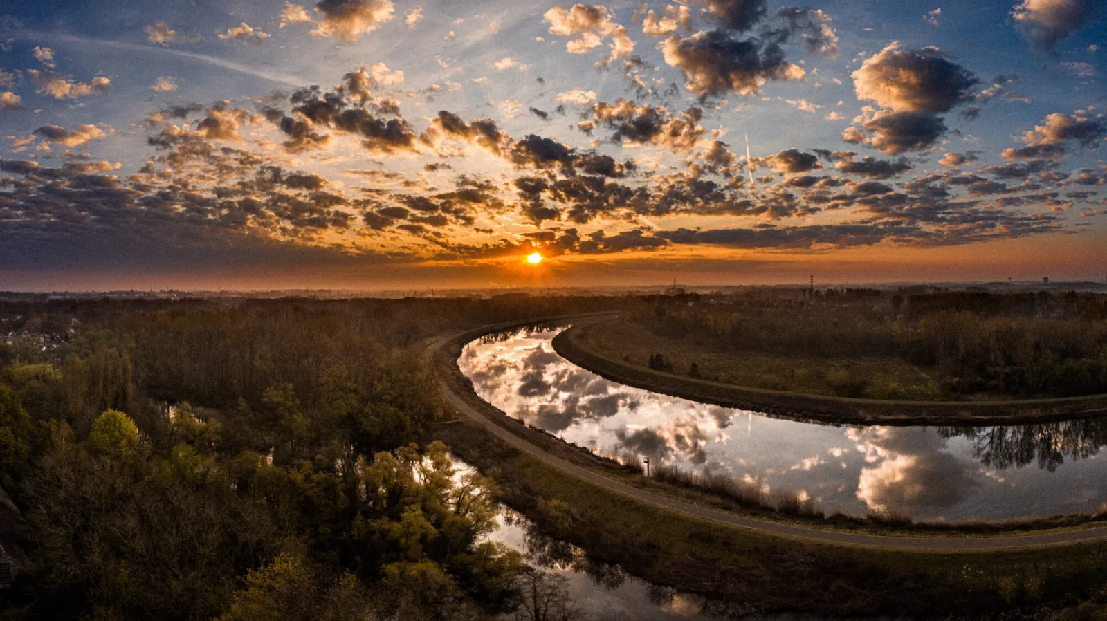PANO0009-31-Pano.jpg